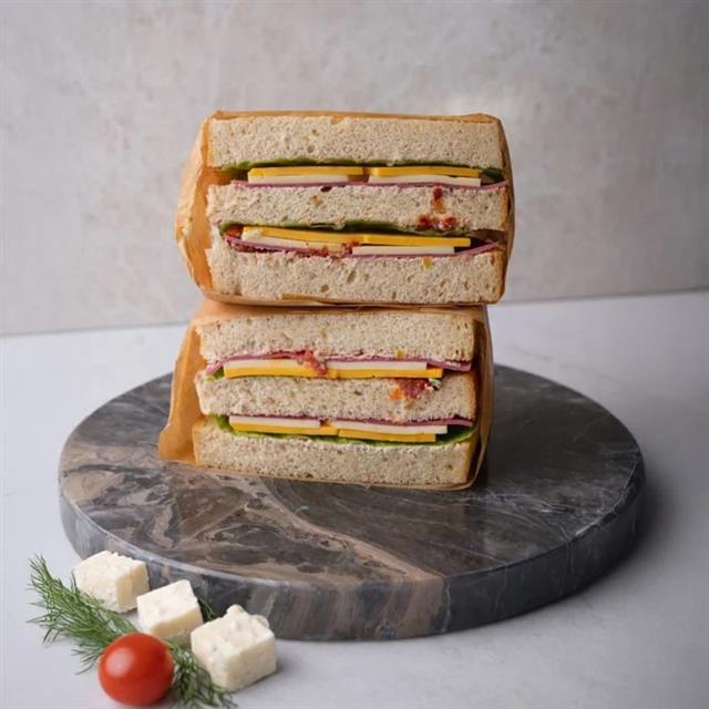 Kesme Kutu Sandwich