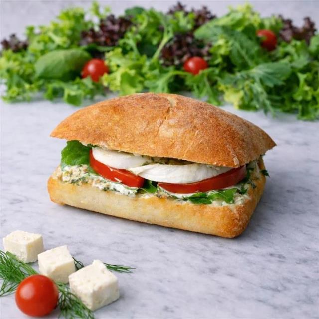 Mozzarella Pesto Sandwich