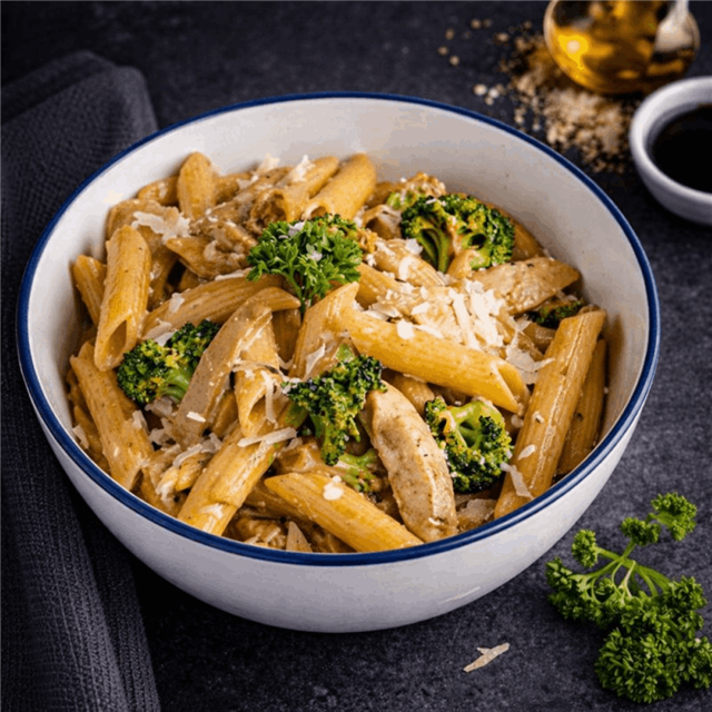 Penne Brokoli Pollo