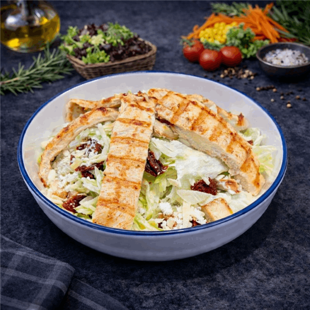 Tavuklu Sezar Salata